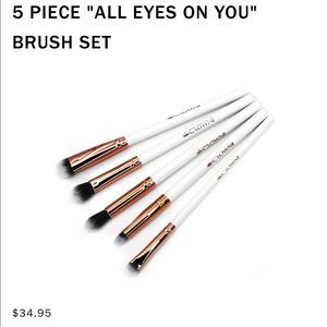 Crown Pro Brush 5piece “All Eyes on You” Brush set